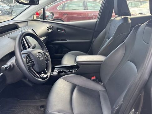 Used 2020 Toyota Prius Prime Limited image 7