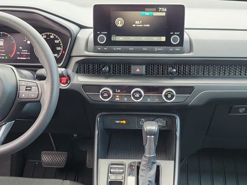 Used 2025 Honda CR-V LX image 18