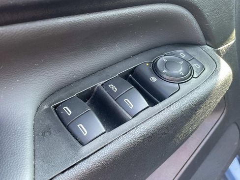 Certified 2024 Chevrolet Equinox LT image 17