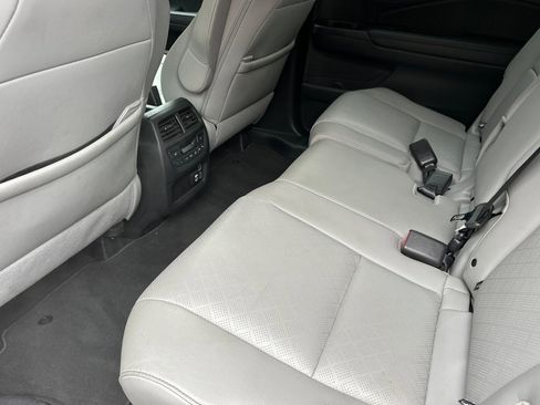 Used 2023 Honda Passport Elite image 11