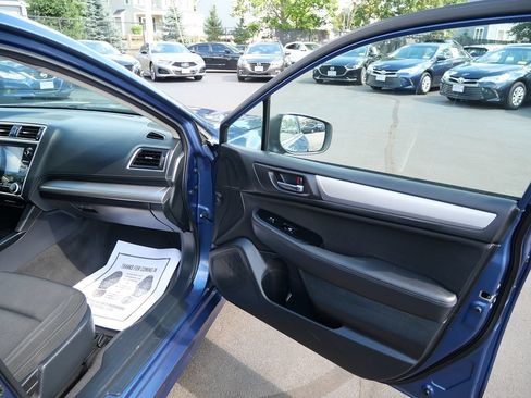 Used 2019 Subaru Legacy 2.5i Premium AWD/4WD image 22