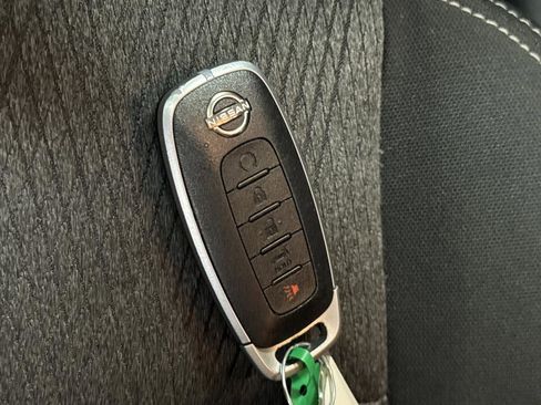 Used 2024 Nissan Rogue SV AWD/4WD image 24
