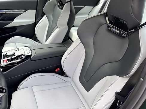 New 2026 BMW M5 Touring AWD/4WD image 24