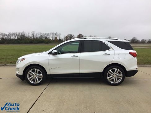 Used 2021 Chevrolet Equinox Premier w/ LPO, Floor Liner Package image 9
