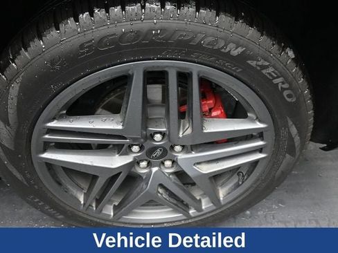 Used 2025 Ford Explorer ST image 18