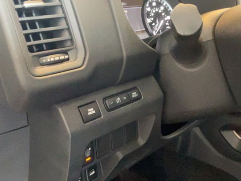 Used 2022 Nissan Frontier S w/ Technology Package AWD/4WD image 20
