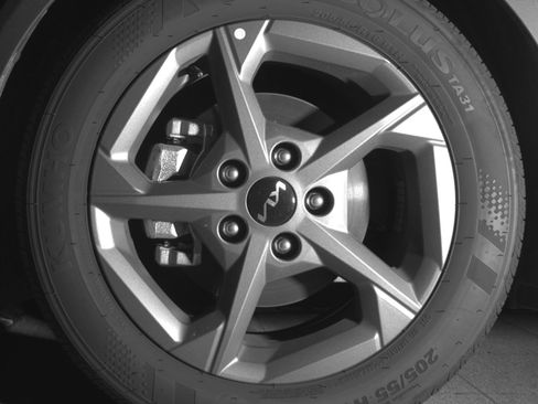 Used 2025 Kia K4 LXS image 12