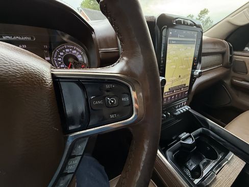 Used 2019 RAM 1500 Limited AWD/4WD image 36