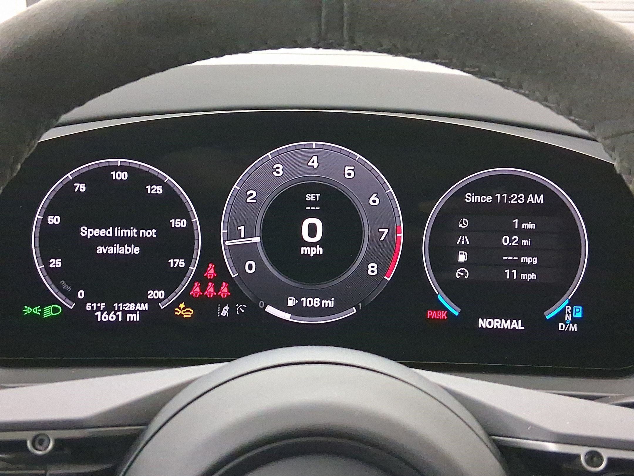 Certified 2025 Porsche Cayenne GTS AWD/4WD image 10
