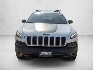Used 2017 Jeep Cherokee Trailhawk video 2
