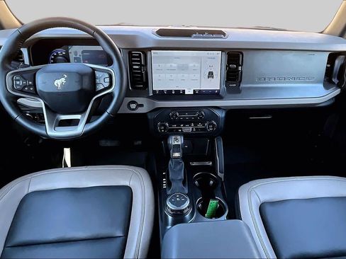 Used 2024 Ford Bronco Big Bend AWD/4WD image 16