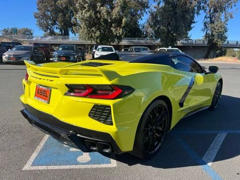Used 2023 Chevrolet Corvette Stingray Premium Conv w/ Z51 Performance Package RWD image 12