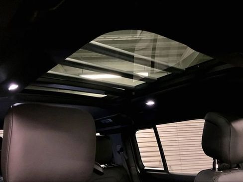 Certified 2025 Land Rover Defender 110 S image 30