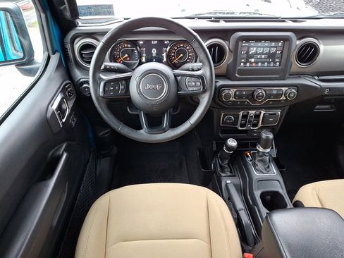 Used 2019 Jeep Wrangler Unlimited Sport S image 12