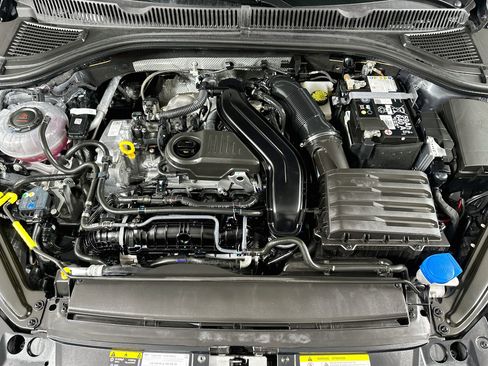 Used 2025 Volkswagen Jetta SEL FWD image 29
