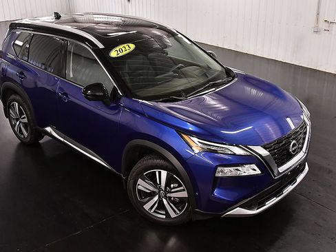 Used 2023 Nissan Rogue Platinum w/ Platinum Premium Package AWD/4WD image 12