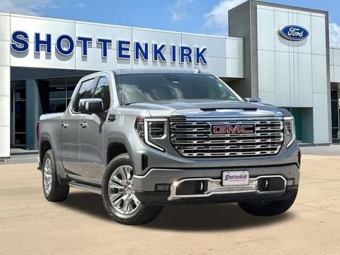 Used 2025 GMC Sierra 1500 Denali AWD/4WD image 1