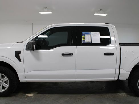 Used 2022 Ford F150 XLT w/ Equipment Group 301A Mid AWD/4WD image 6