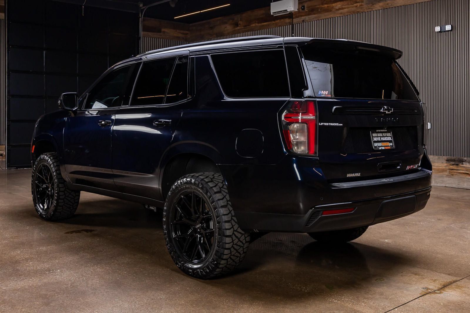 Used 2024 Chevrolet Tahoe RST w/ Luxury Package AWD/4WD image 7