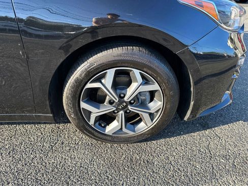 Used 2020 Kia Forte LXS image 14