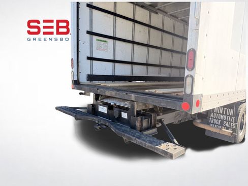 Used 2014 Ford E-350 and Econoline 350 Super Duty image 14