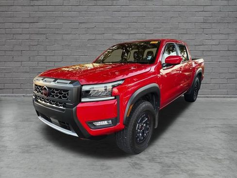 Certified 2025 Nissan Frontier PRO-4X w/ Tow Package AWD/4WD image 9