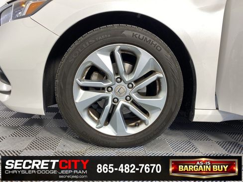 Used 2018 Honda Accord LX image 9