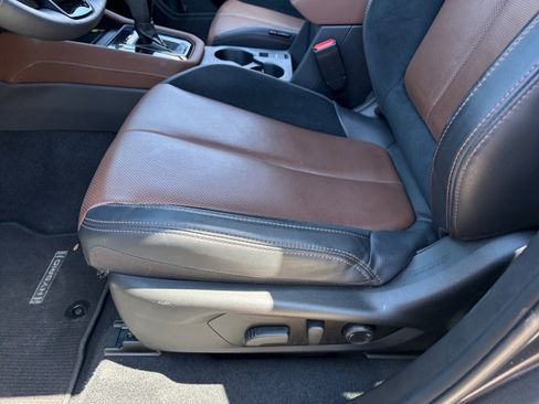 Used 2025 Subaru Forester Touring image 13