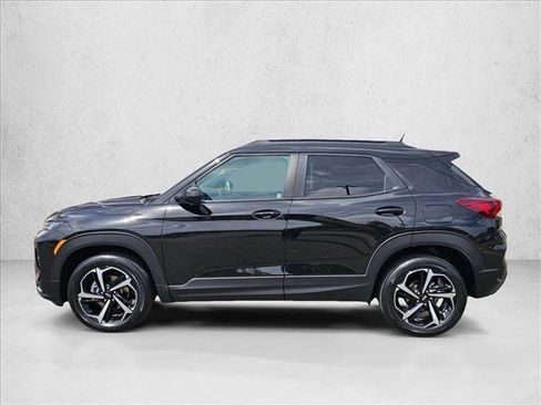 Used 2023 Chevrolet TrailBlazer RS AWD/4WD image 2