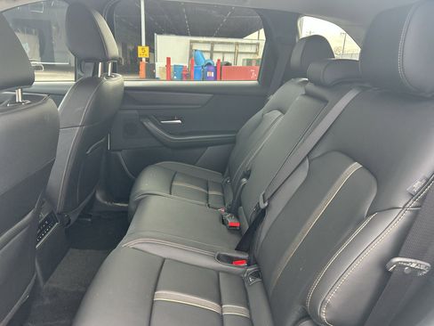 Used 2025 MAZDA CX-90 3.3 Turbo w/ Select Package image 10