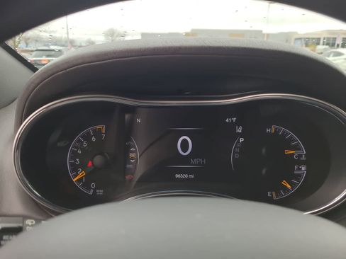 Used 2020 Jeep Grand Cherokee Overland image 26