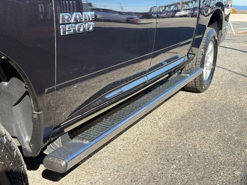 Used 2018 RAM 1500 Classic SLT w/ Luxury Group image 82