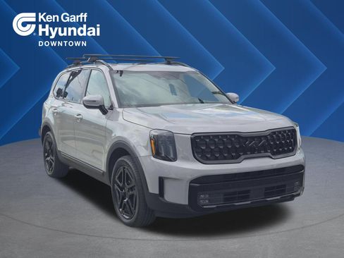 Used 2025 Kia Telluride SX Prestige X-Line AWD/4WD image 1