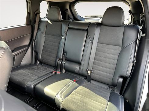 Used 2024 Mitsubishi Outlander SE image 13