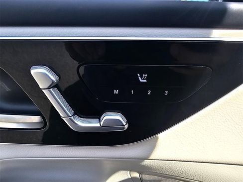 Certified 2024 Mercedes-Benz GLC 300 image 14