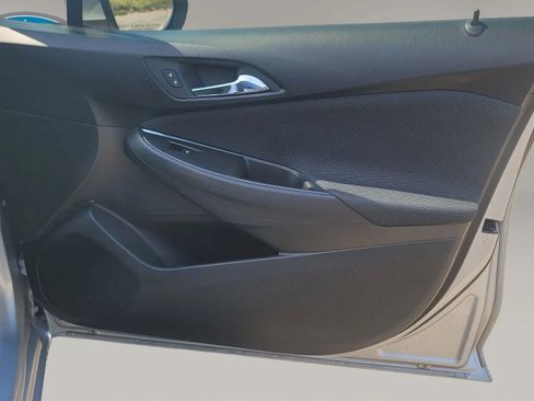 Used 2016 Chevrolet Cruze LS FWD image 15
