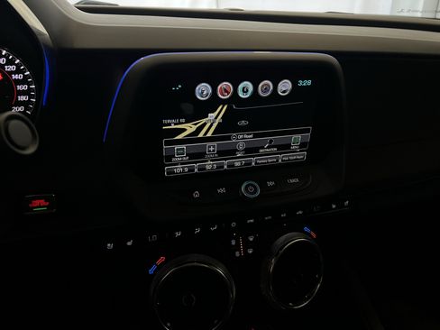 Used 2018 Chevrolet Camaro ZL1 image 21