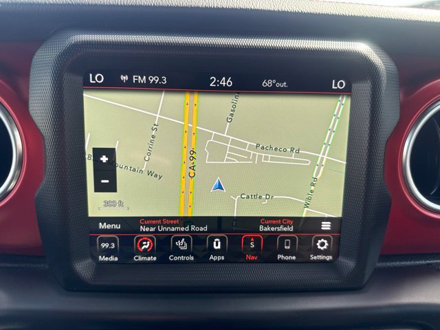 Certified 2022 Jeep Gladiator Rubicon w/ LED Lighting Group AWD/4WD image 17
