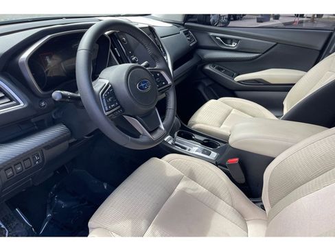 Used 2023 Subaru Ascent Premium w/ Convenience Package AWD/4WD image 10