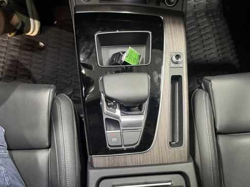 Certified 2023 Audi Q5 2.0T Prestige AWD/4WD image 23