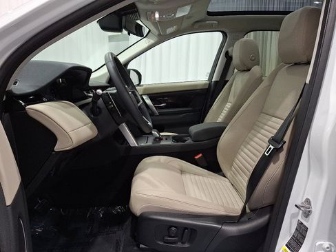 Certified 2025 Land Rover Discovery Sport S image 11