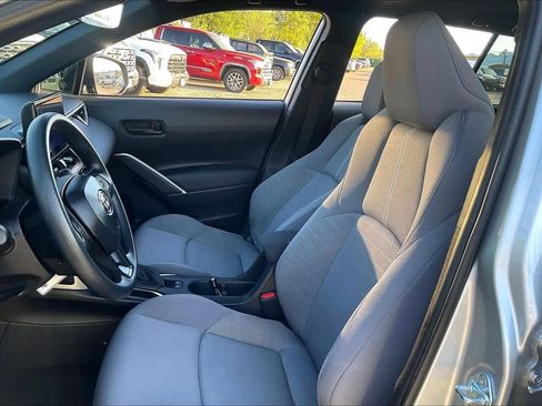 Used 2025 Toyota Corolla Cross AWD Hybrid image 8