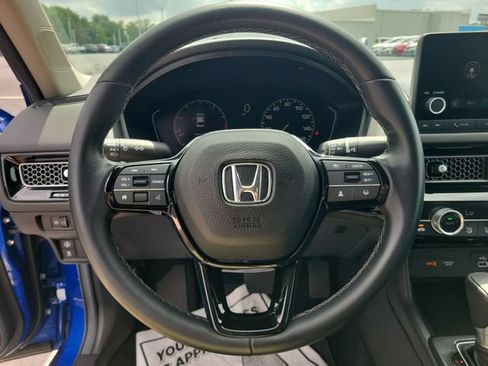 Certified 2024 Honda Civic EX image 32