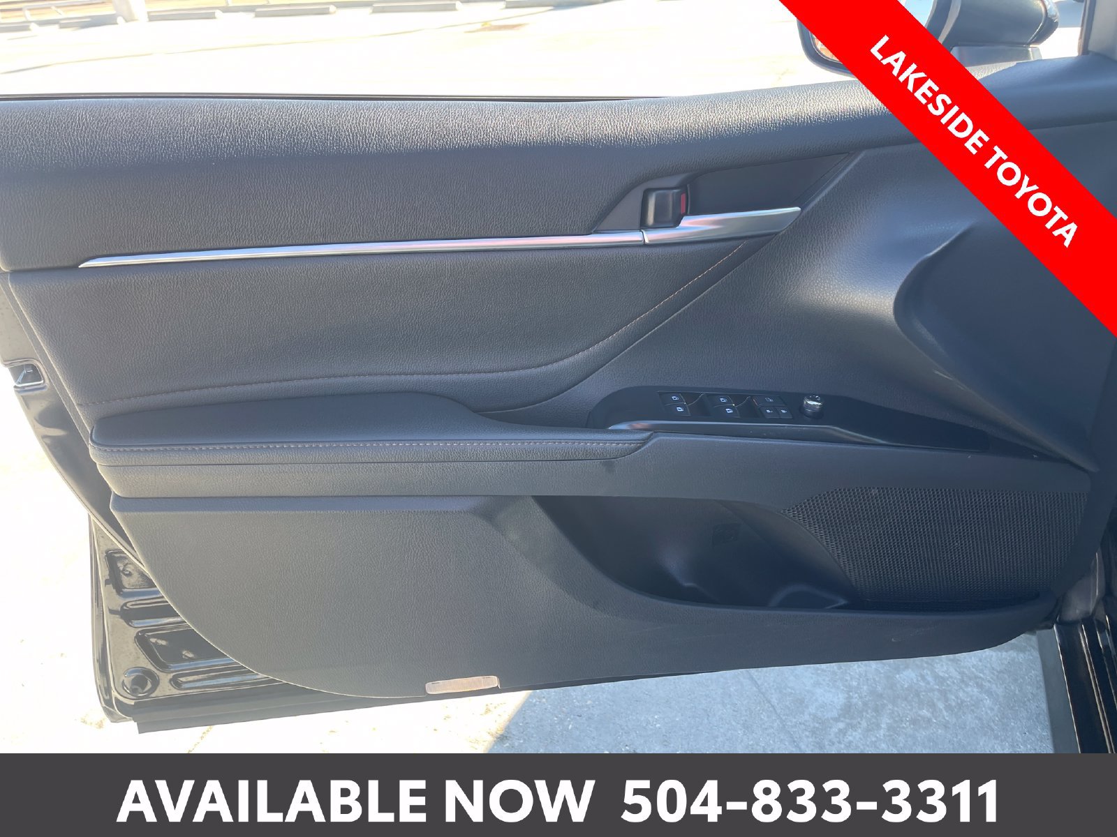 Certified 2018 Toyota Camry XLE FWD image 24