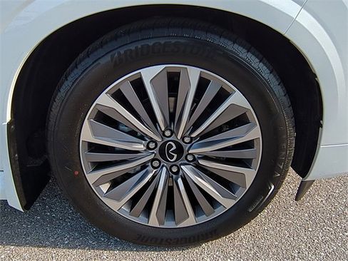 New 2026 INFINITI QX80 Luxe w/ Cargo Package image 11