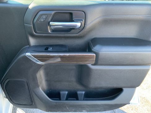 Used 2023 Chevrolet Silverado 2500 LT image 18