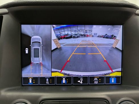 Used 2023 GMC Terrain AT4 w/ Infotainment Package II image 13