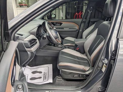 Used 2025 Subaru Forester Sport w/ Popular Package #1 AWD/4WD image 8