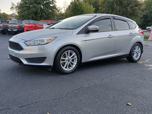Used 2016 Ford Focus SE FWD image 8
