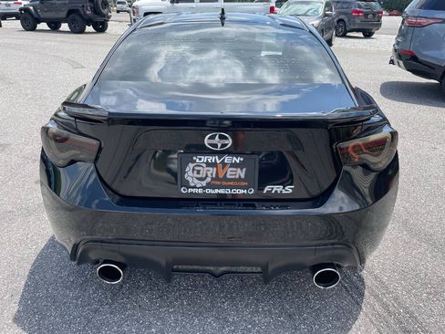 Used 2016 Scion FR-S RWD image 9